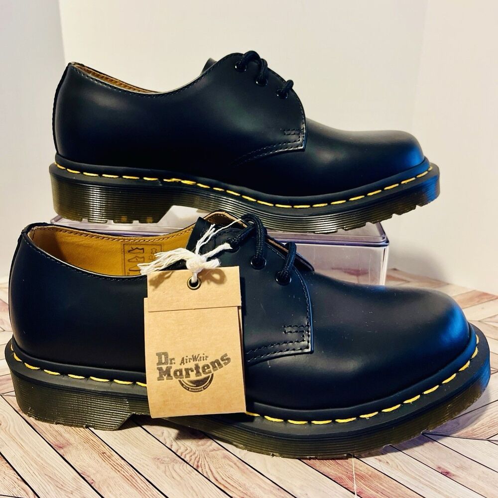 Dr‎ Martens 1461 Smooth Leather Oxford Women 7 Shoes 3 Eye Yellow Stitch Classic